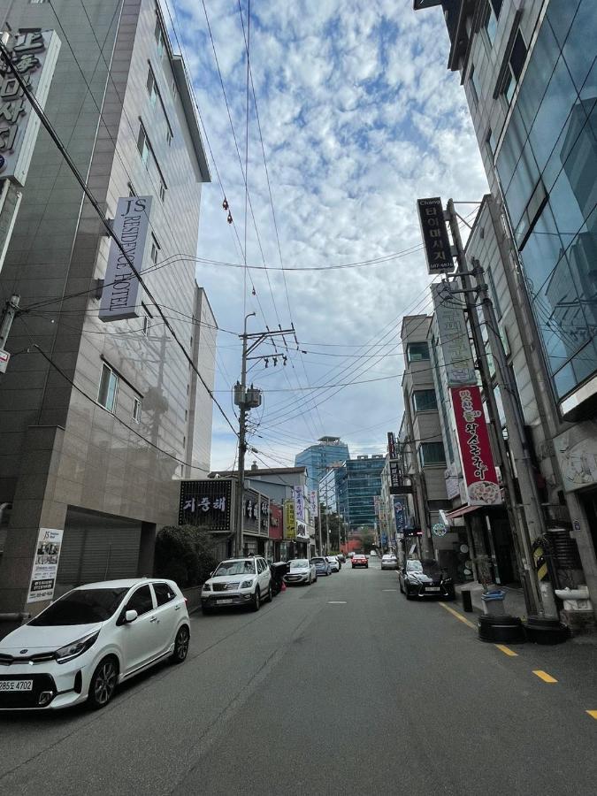 جيوجي Js Residence Hotel Okpo المظهر الخارجي الصورة