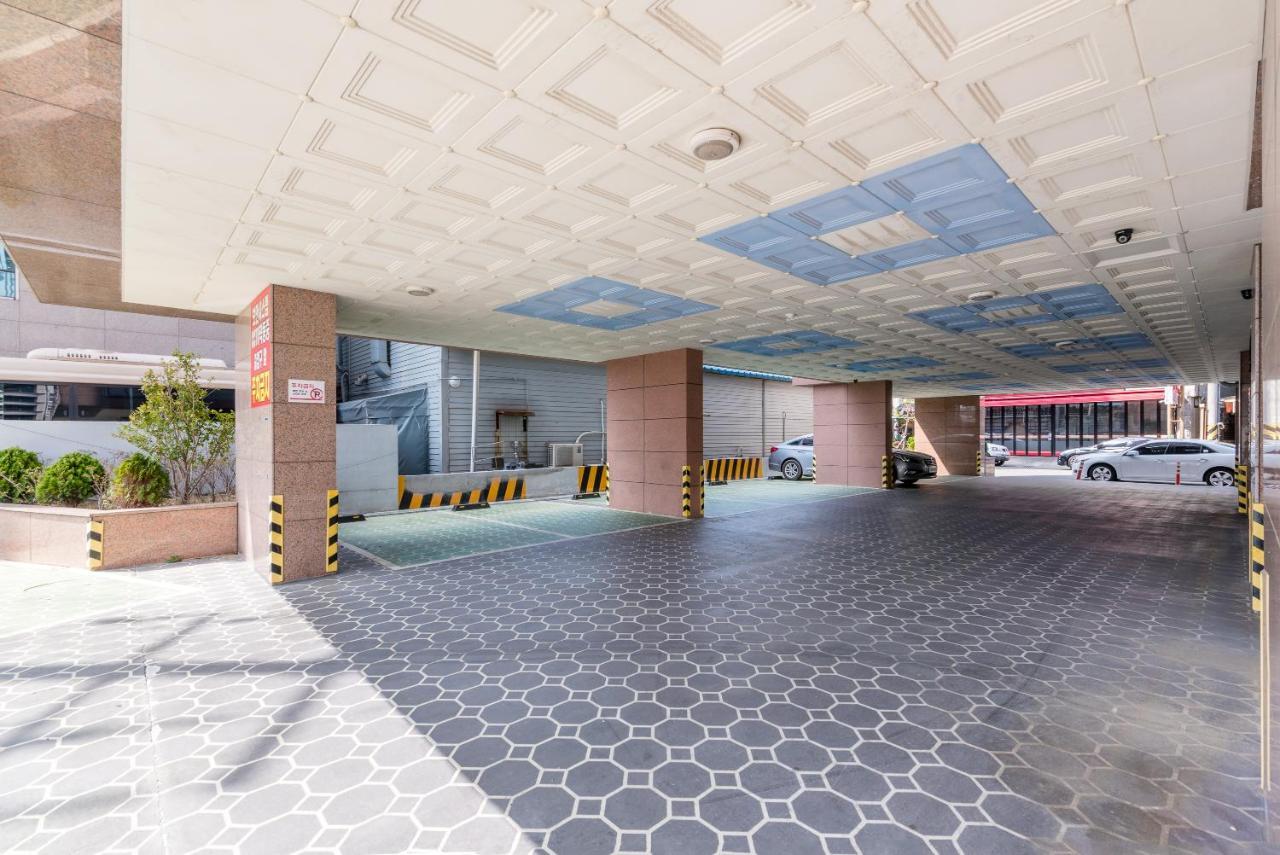 جيوجي Js Residence Hotel Okpo المظهر الخارجي الصورة